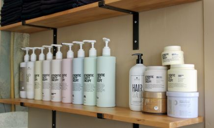 Salon 9 Eme Avenue By Aurore : Barbier à Vannes