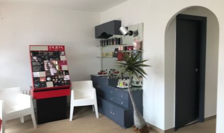 Kalli Institut : Manucure à Bon-Encontre