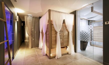 Institut de Beauté & SPA YRILIS : Institut de beauté à Saint-Rémy-de-Provence
