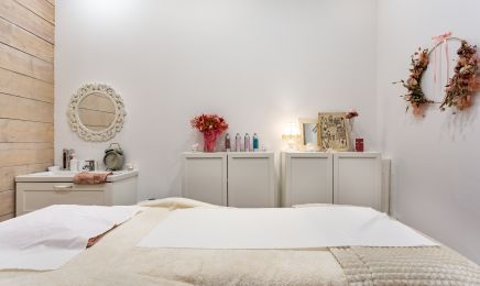 La Petite Beauté : Manucure à Granville