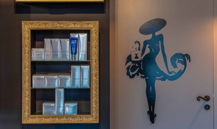 Le Salon De Beauté  : Manucure à Nueil-les-Aubiers