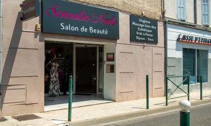Sensatio’ Nails & Léna Esthétique  : Institut de beauté à Pierrefeu-du-Var