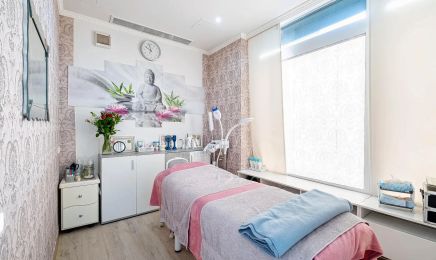 Lila Nails & Spa: Kosmetikstudio in Gauting