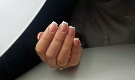 NBM & Co - Ongles et Formations : Manucure à Vercel-Villedieu-le-Camp