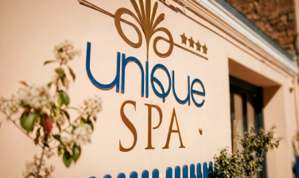 Unique Hôtels & Résidences & Spa : Manucure à Saint-Raphaël
