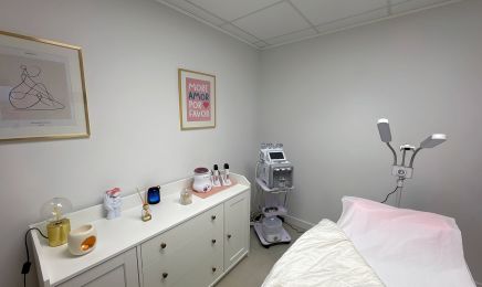 Beauty Signature by Anissa  : Institut de beauté à Villeneuve-lès-Béziers