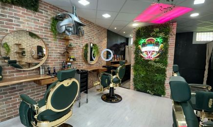 Medellin Style Barbershop : Barbier à Annecy