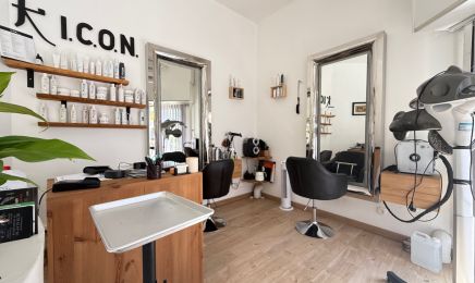 Lu Salon coiffure le Tholonet : Coiffeur à Le Tholonet