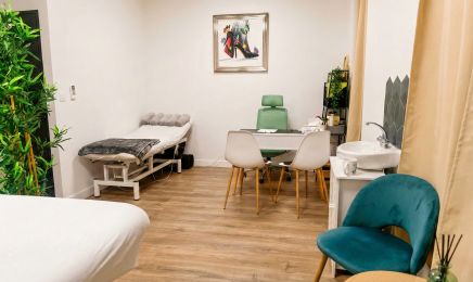 Real Alexandra & Martin Stéphanie : Institut de beauté à Marseille