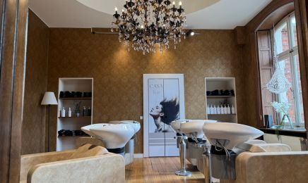 C.A.S.A Hair By Siemkes Borken: Kosmetikstudio in Borken