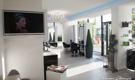 GARO CREATION : Coiffeur à Bron