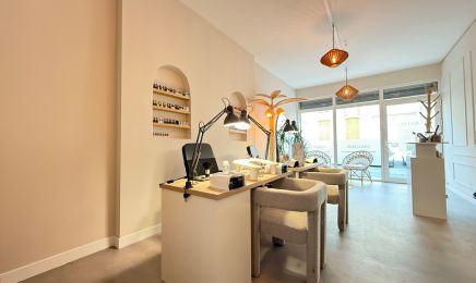 IRMAS Bar à ongles & Beauté : Barbier à Marignane