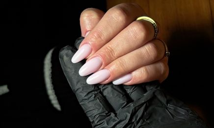 Ongle By M, Rehaussement de cils - Browlift - Nail Art - Pose capsules  : Institut de beauté à Clouange