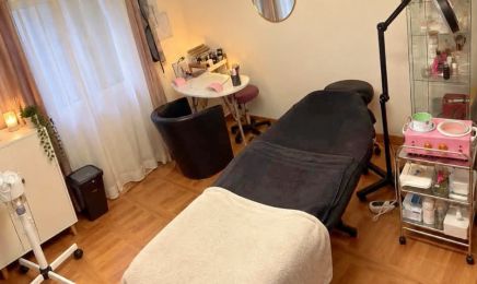 L'instant douc'heure : Manucure à Istres