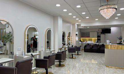 Fine Studio Woman Hair & Beauty: Nagelstudio in Hamburg