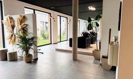 Hashtag Tash & Michelle: Kosmetikstudio in Pfullingen