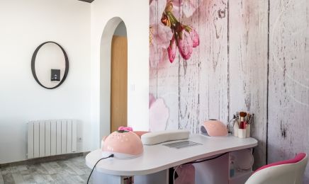 Aux p'tits soins : Manucure à Saint-Bonnet-le-Château
