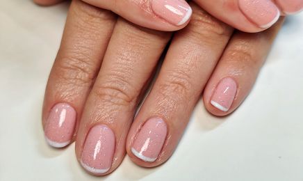 Irina & Katia Espace Beauté  : Manucure à Pau