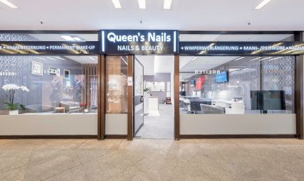 Queens Nails&Beauty: Kosmetikstudio in München