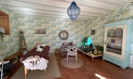 Eveil de Sens : Institut de beauté à LES ARTIGUES DE LUSSAC 