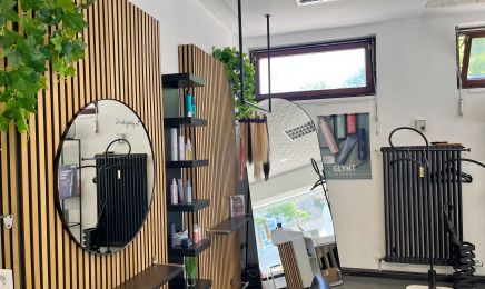 Natürlich Schön Friseur- und Kosmetiksalon: Kosmetikstudio in Herrenberg