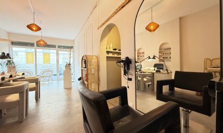 IRMAS Bar à ongles & Beauté : Barbier à Marignane