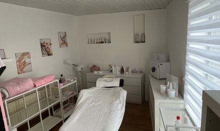 Beauty By R  : Institut de beauté à Namur