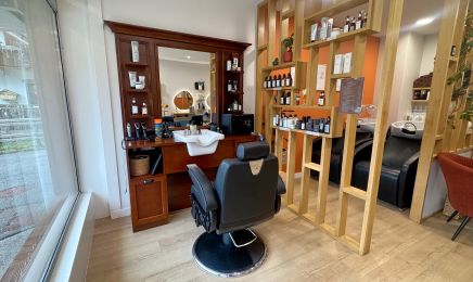 STATION 6  : Coiffeur à La Clusaz