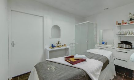 & Dieu créa la Femme : Institut de beauté à Saint-Paul-sur-Save