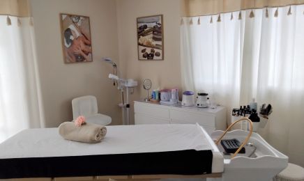 Amaë By Auré : Manucure à Saint-Maximin-la-Sainte-Baume