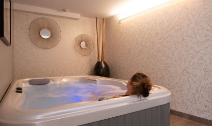 Spa & Institut De Beauté - Maison Doucet : Manucure à Charolles