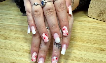 Tess’Art Nails : Manucure à Lapeyrouse-Mornay