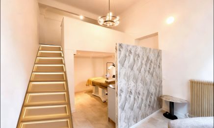 Casa de la Beauté - Microneedling - Hydrafacial - Hifu - Détataouage - Microblading : Institut de beauté à Paris