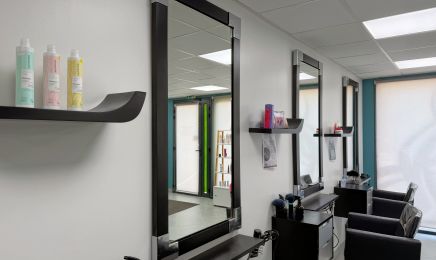 Aux Cheveux D'Ines : Coiffeur à Herlies