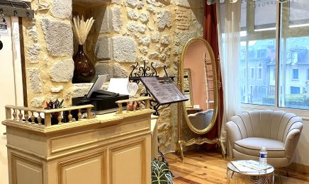 O Miroir Doré : Coiffeur à Terrasson-Lavilledieu