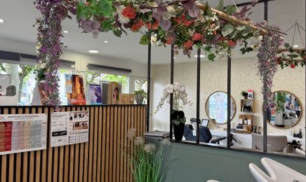 Viva La Vie by Apparences : Coiffeur à Salles