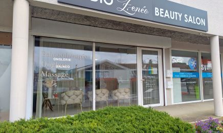 Studio Zénéo & Âme et Soins : Institut de beauté à Toulenne