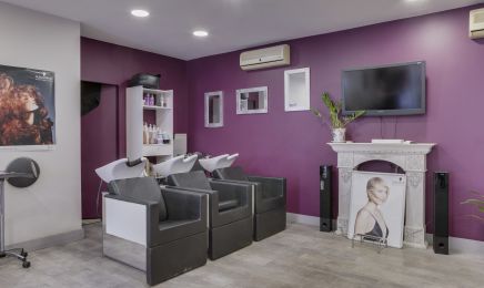 En aparté : Coiffeur à Limoux