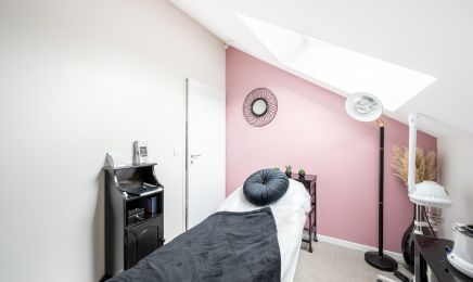 Le Rendez-vous Beauté : Manucure à Vaulx