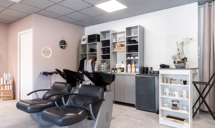 Up St’Hairs chez Fabienne  : Coiffeur à Drumettaz-Clarafond