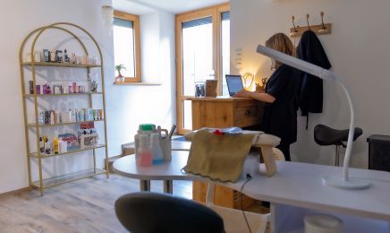Mon Petit Salon : Institut de beauté à Colombier-le-Cardinal