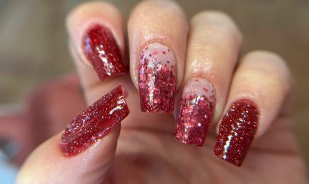 Élodie KT - Maquilleuse Professionnelle, Ongles & Extensions de cils : Institut de beauté à Héry-sur-Alby