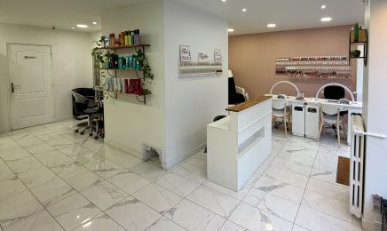 Alexandre K Coiffure : Institut de beauté à Paris