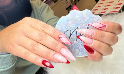 Nails by Ly : Nagelstudio in München