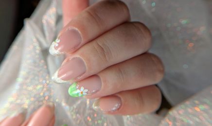 L'fée les ongles - Prothésiste ongulaire & Bien-être à Mérignac : Institut de beauté à Mérignac