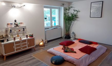 SANTOLINE Massage - Shiatsu - Massages bien-être : Institut de beauté à Montamisé