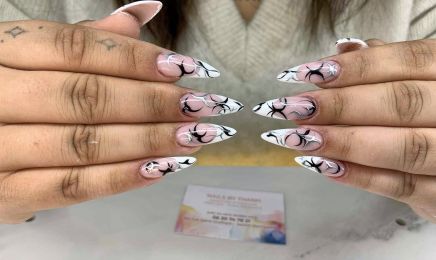 Nails by Thanh Saint Guilhem : Coiffeur à Montpellier