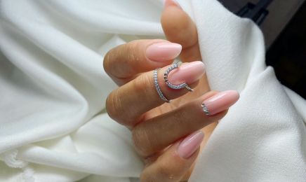 L'Ongle Beauté by Maria chez Hermann and Fischer : Manucure à Reims