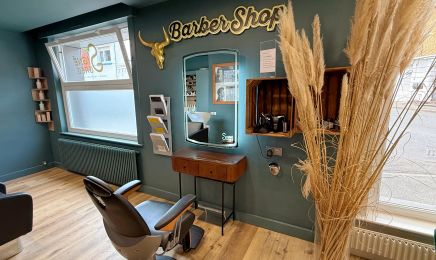 Signé Greg : Coiffeur à Wormhout