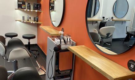 M Coiffure : Coiffeur à Ombrée d'Anjou